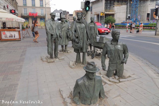 The Anonymous Pedestrians (Pomnik Przejścia)