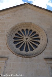 05. Cathedral rose window