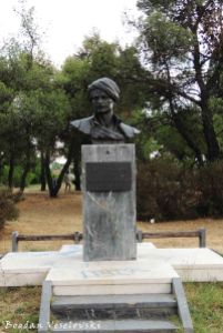 05. Monument to Vasos Mavrovouniotis