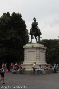 06. Statue of Victor Emmanuel II (La statua di Vittorio Emanuele II)