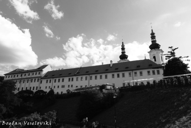 32. Strahov Monastery (Strahovský klášter)
