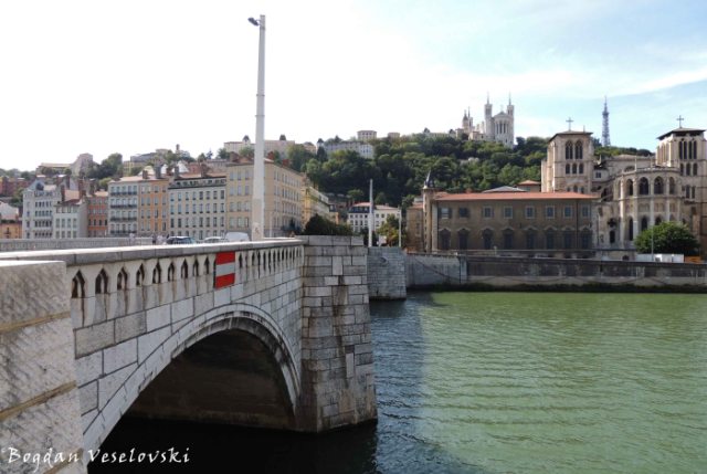 14. Pont Bonaparte over Saône