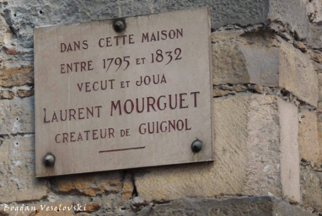 32. Memorial plaque - Laurent Mourguet, creator of marionnette Guignol