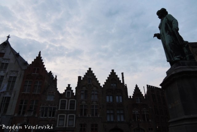 52. Jan van Eyck Square - Jan van Eyck statue
