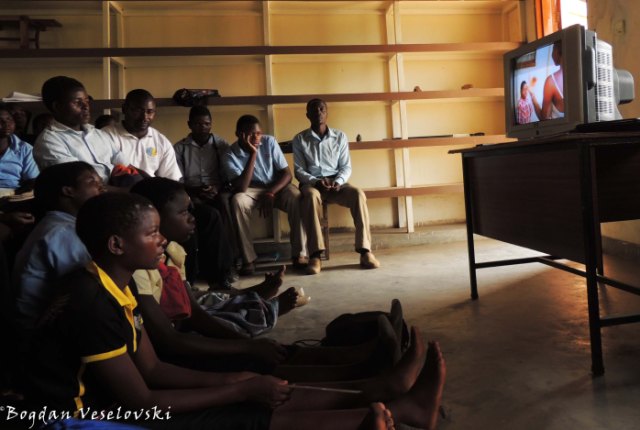 Educational films at the Secondary School