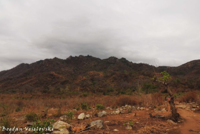 Chididi-Nsanje trekking road (through Mchacha)
