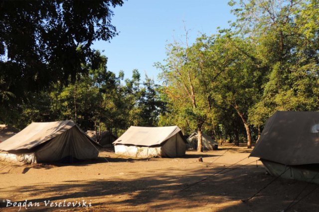 Ngabu - tents for flood victims