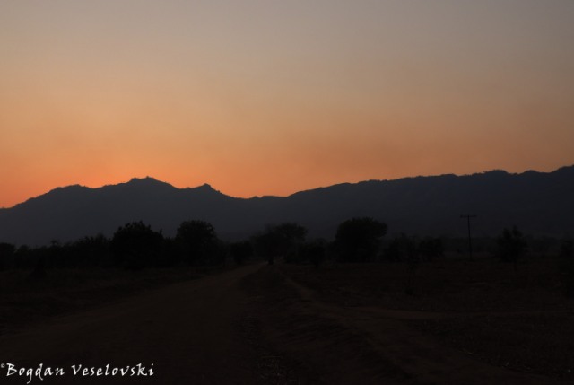 Sunset road to Chididi