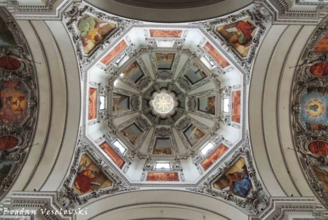 Salzburg Cathedral - dome (Salzburger Dom)