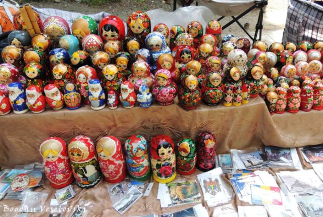 Antique market - Matryoshka dolls