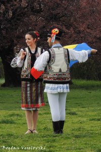 Romanian traditional costumes