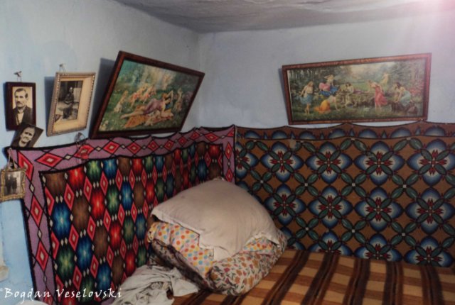 Traditional peasant room in Bozioru