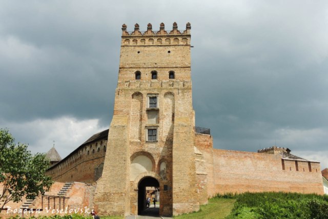 Main entrance to Lutsk High Castle (В'їзна вежа Луцького замку)
