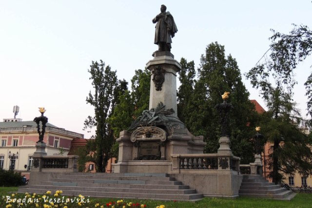 Adam Mickiewicz Monument, Warsaw (Pomnik Adama Mickiewicza w Warszawie)