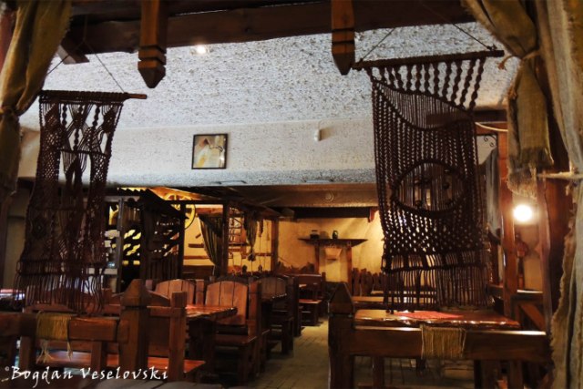 Traditional restaurant in Lutsk