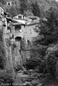 Creek & Medieval Walls, Garessio