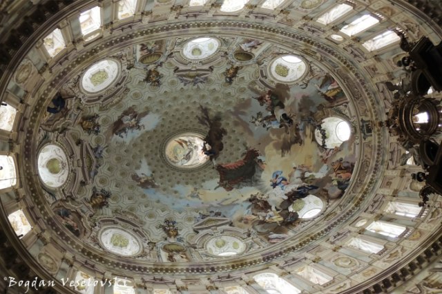 Santuario di Vicoforte - Frescoed vault of the elliptical cupola