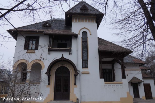 1, P-ta Gh. Cantacuzino - Löwendal House (20th cent., arch. Petre Antonescu, Neo-Romanian style)