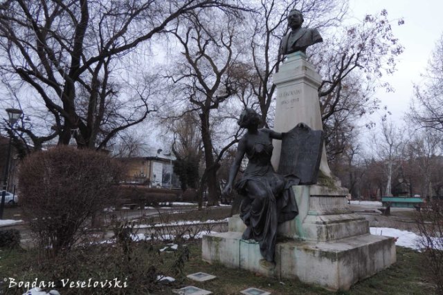 Monument to G. C. Cantacuzino in Grădina Icoanei Park (by Ernest Henri Dubois)