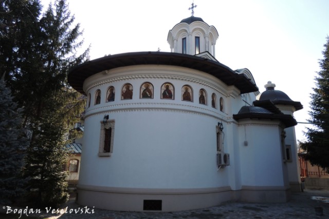Schitul Dârvari Church