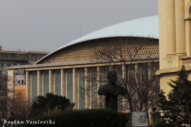 Sala Palatului (The Palace Hall) & Monument to Corneliu Coposu by Mihai Buculei