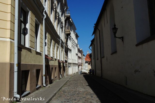Pühavaimu street, Tallinn