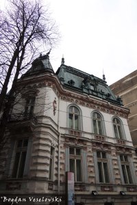 6, Biserica Amzei Str. - Radu Arion House (19th century, ne-gothic style)