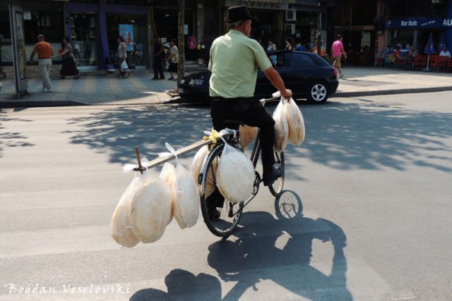 Bicycle transport