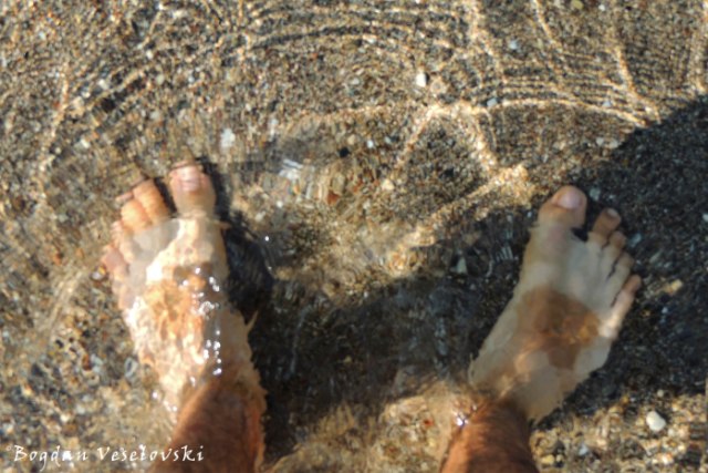 Clear water & ... sandals suntan marks