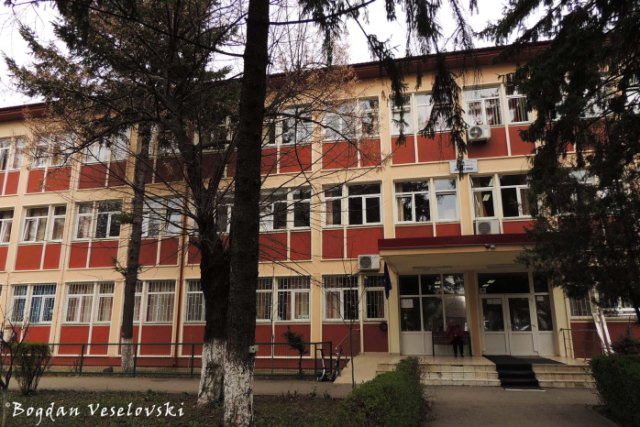 'Nicolae Iorga' Theoretical High School, Bucharest