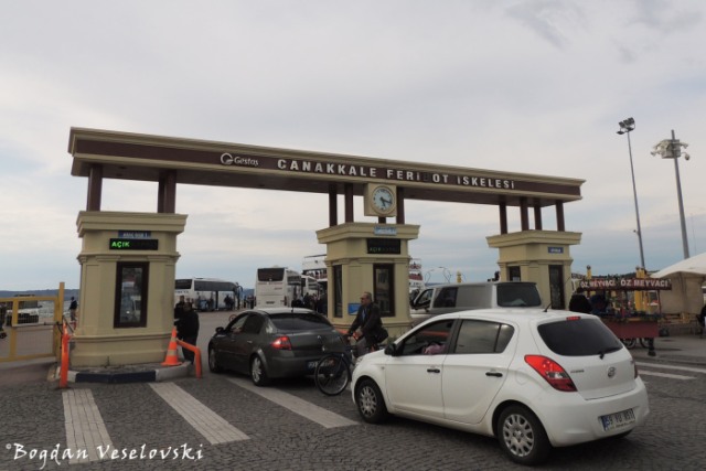 Çanakkale Feribot Iskelesi (Ferry dock)