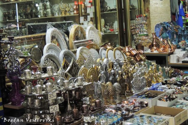 Souvenirs in Ali Pasha Bazaar