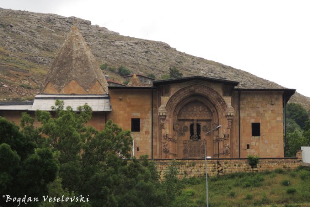 Portal of the Darüşşifa hospital adjoining the Great Mosque
